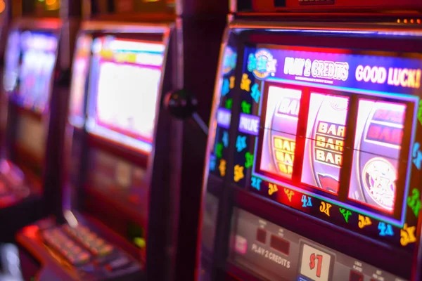 Multiple live dealer tables available on shooter